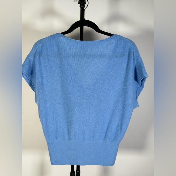 NWOT J. Crew Featherweight cashmere V-neck T-shirt 100% cashmere - Picture 3 of 4